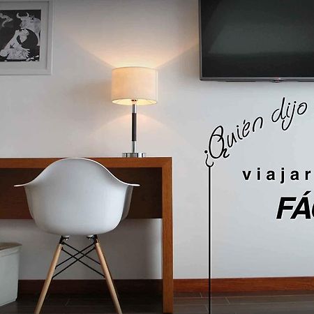 Hotel Y Tu Expo グアダラハラ エクステリア 写真