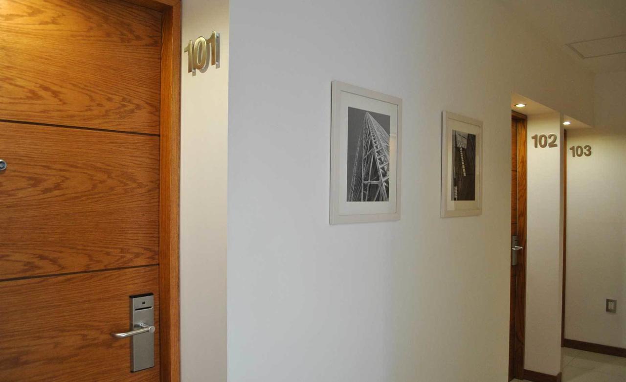 Hotel Y Tu Expo グアダラハラ エクステリア 写真